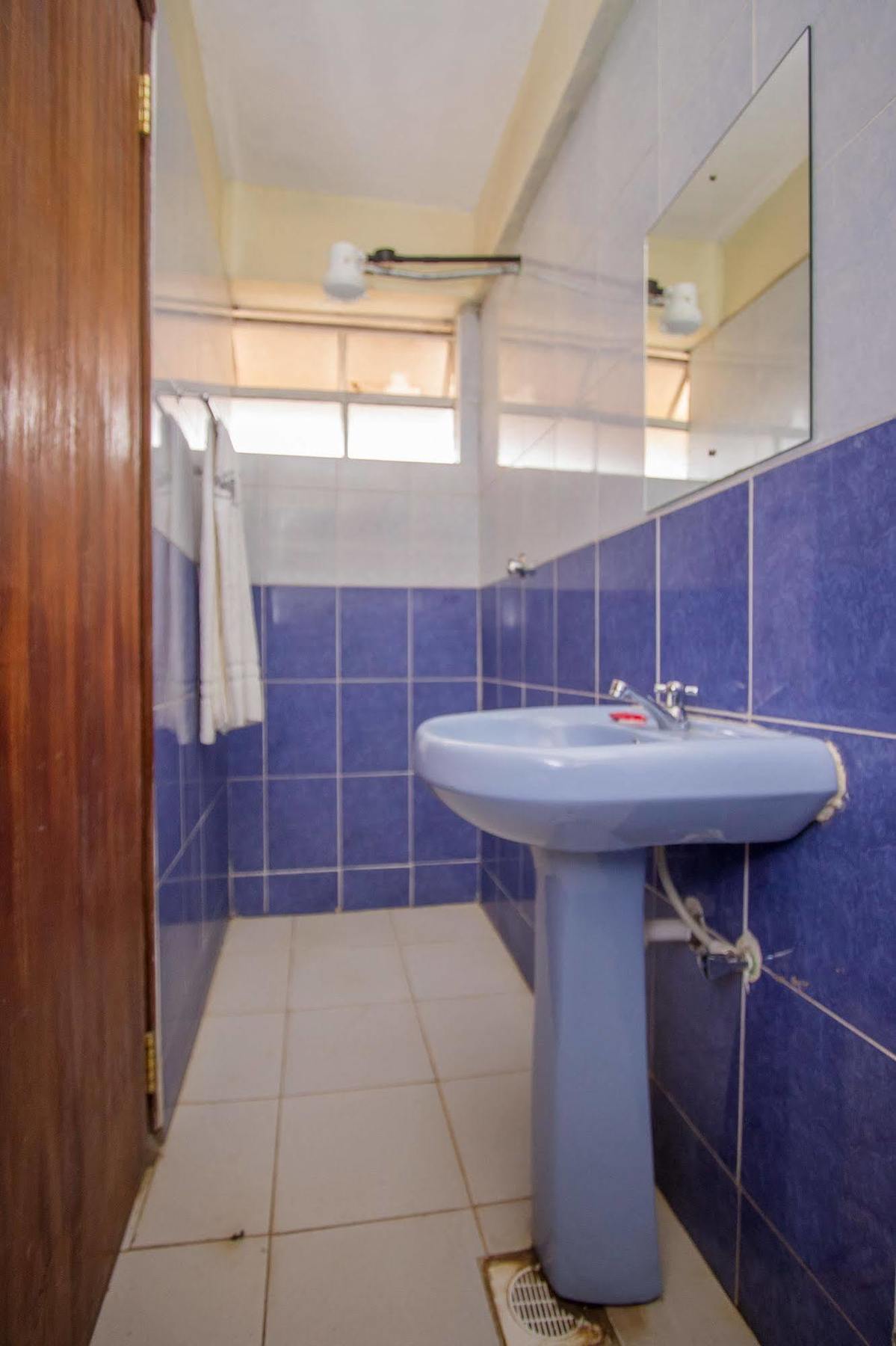 Sun Guest House ニエリ エクステリア 写真